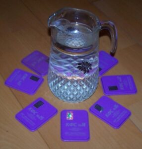 Position des CEF autour d'une carafe d'eau